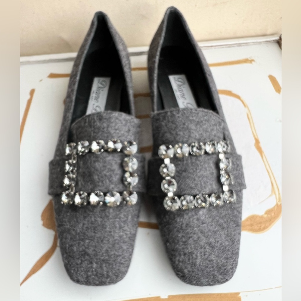 Diane B. Gray Wool Loafer Silver Rhinestone Buckle Sz 10 (PSB-1)